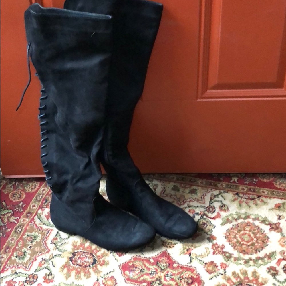 Black knee high boots
